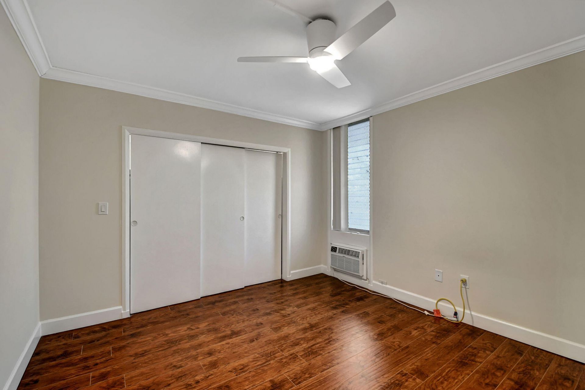 15 S Golfview Road, Unit 204, Lake Worth Beach, FL 33460 Photo
