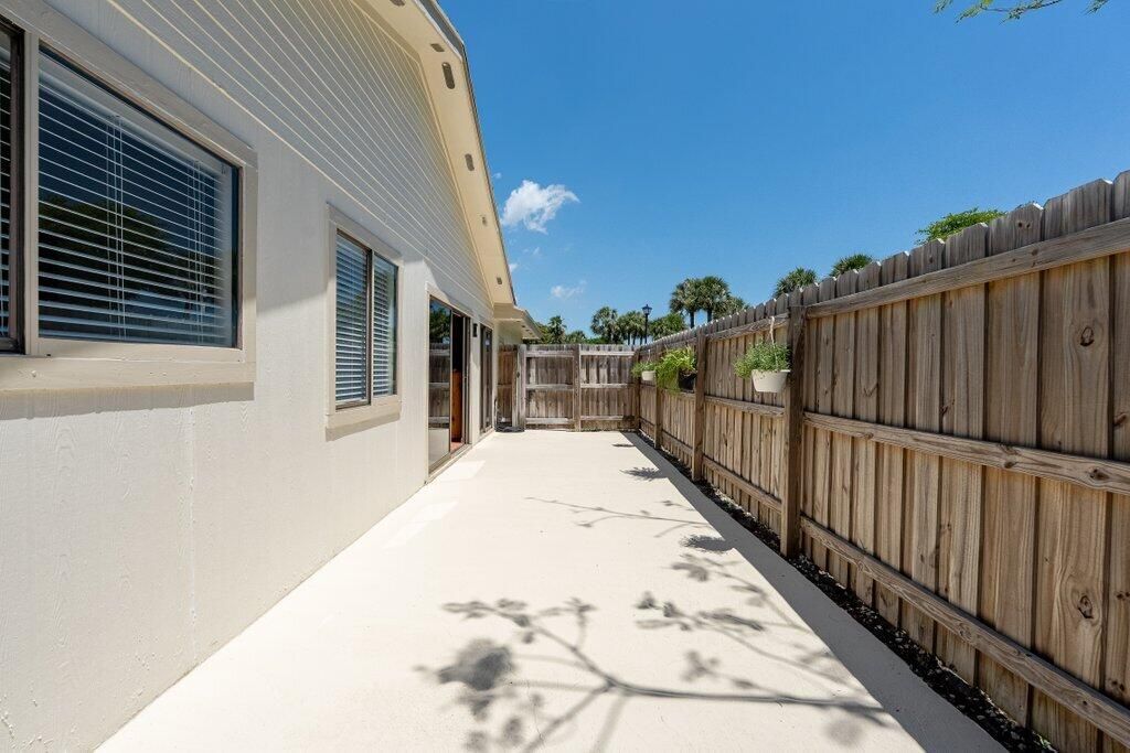 1 Afton Place, Boynton Beach, FL 33426 Photo