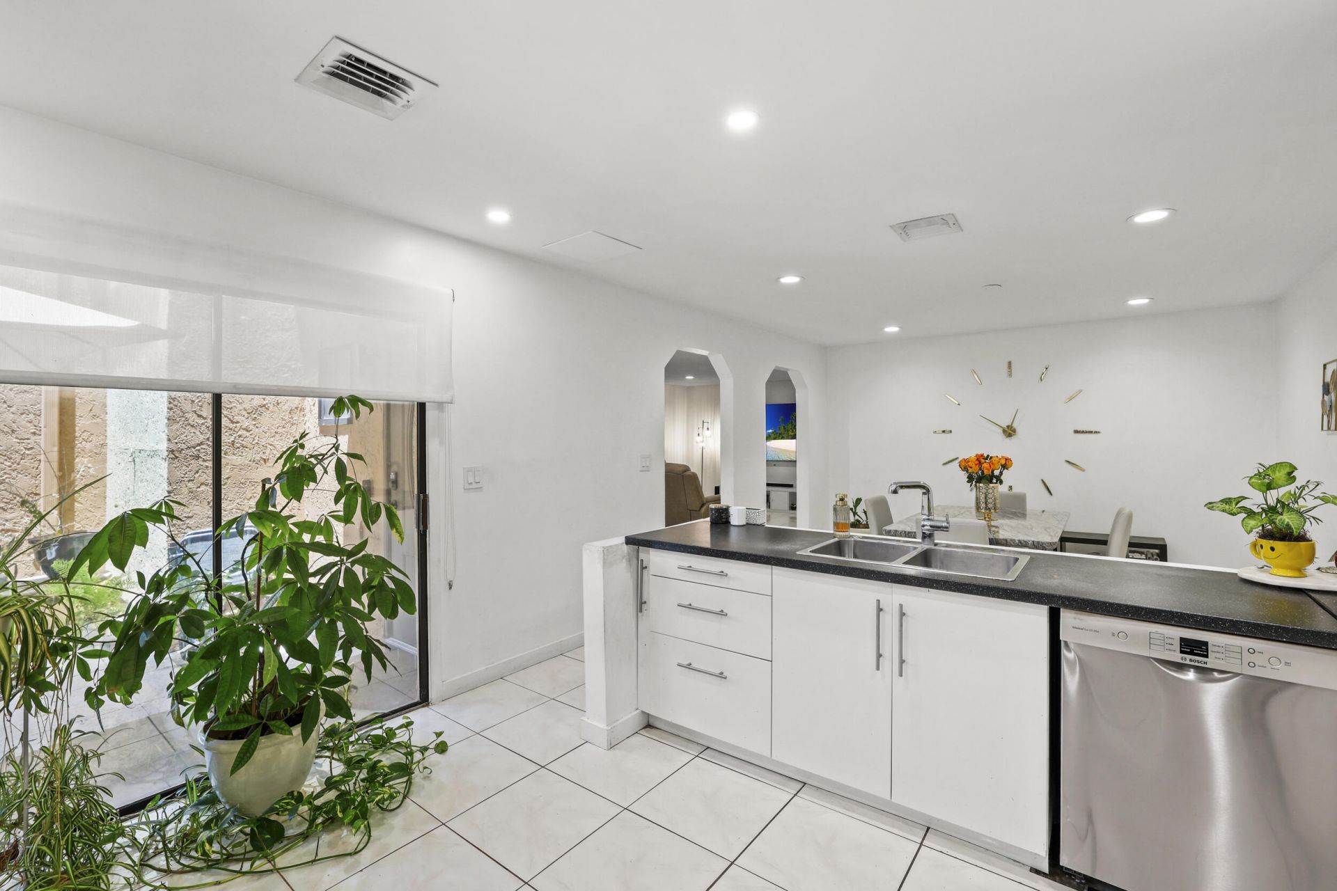 8061 NW 71st Court, Tamarac, FL 33321 Photo