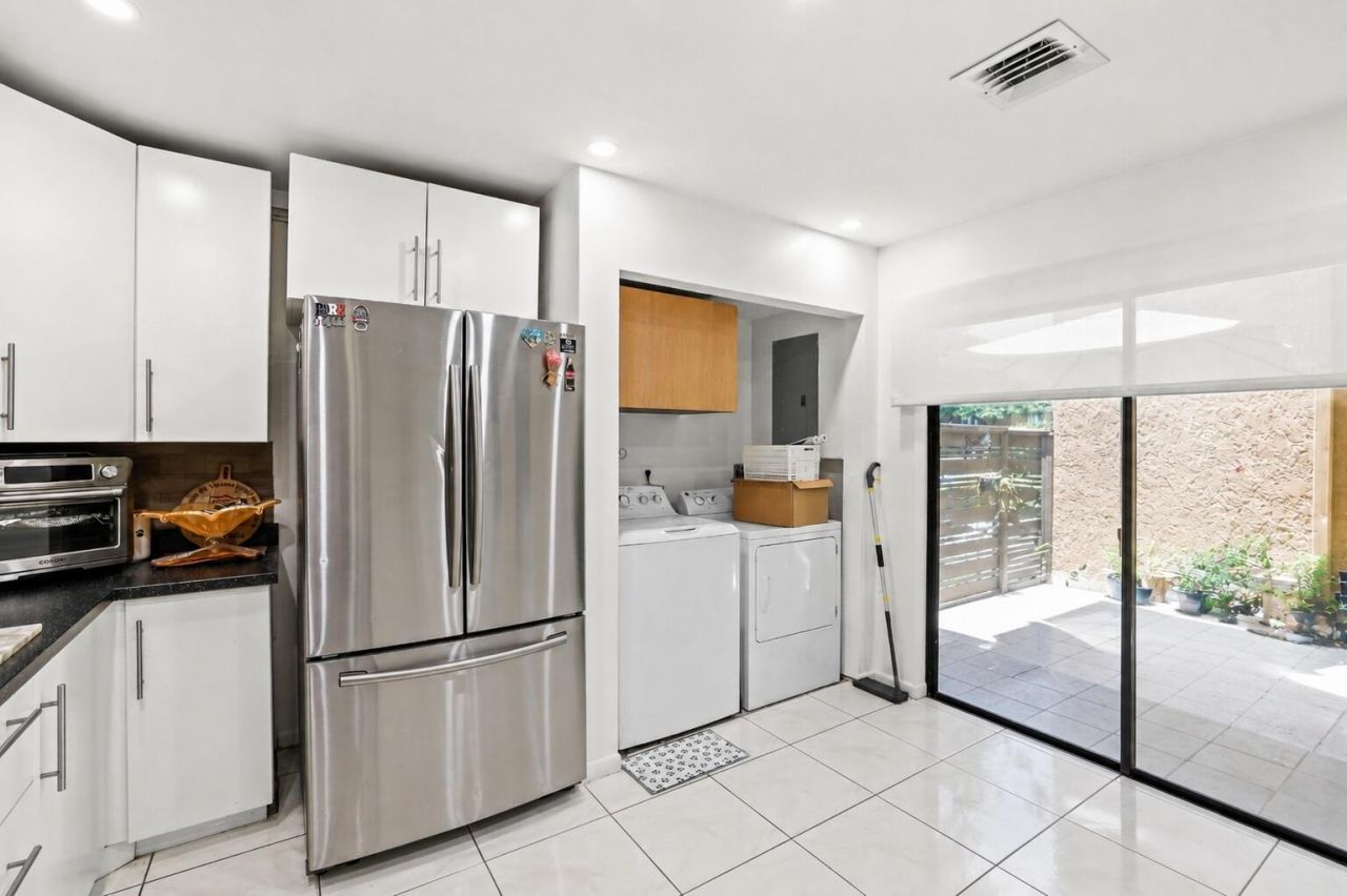 8061 NW 71st Court, Tamarac, FL 33321 Photo