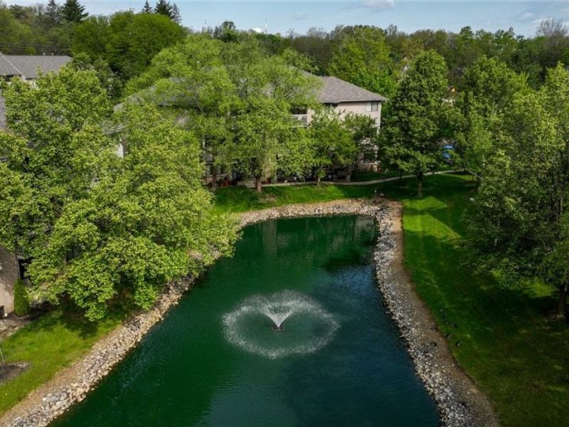 3800 Rosemont Boulevard, Unit 107D, Fairlawn, OH 44333 Photo 4