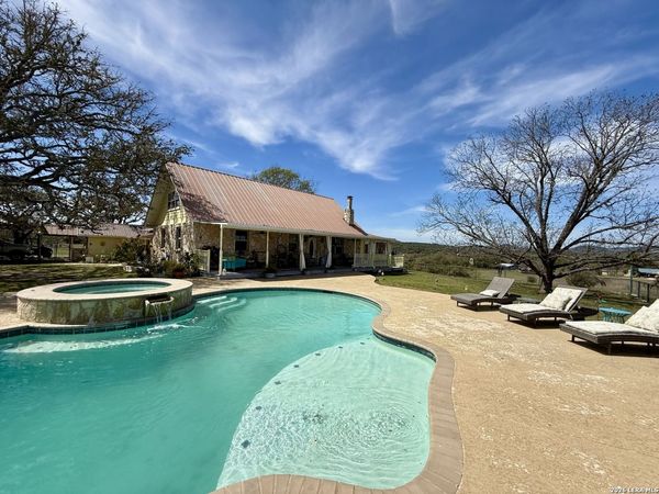 3320 PRIVILEGE CREEK, Pipe Creek, TX 78063