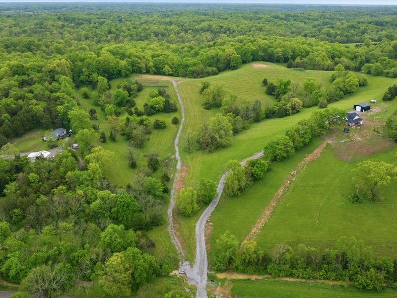 2657 Burton Pike, Georgetown, KY 40324 Photo 2