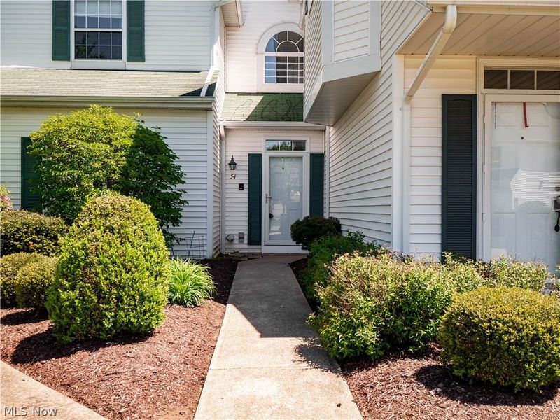 54 Vista Circle, North Olmsted, OH 44070 Photo 1
