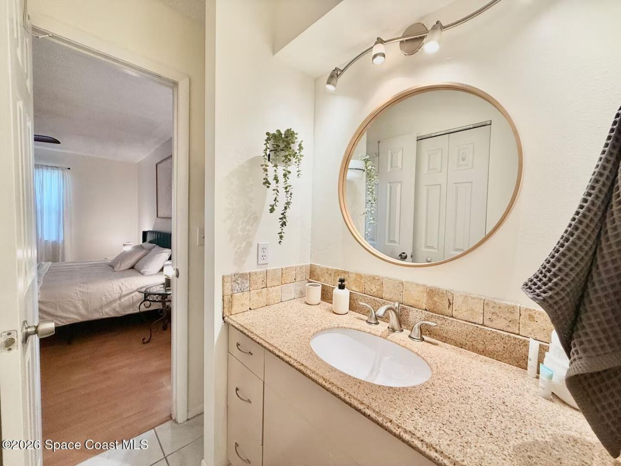 160 S Shepard Drive , Unit 9,10, 11, , Cocoa Beach, FL 32931 Photo