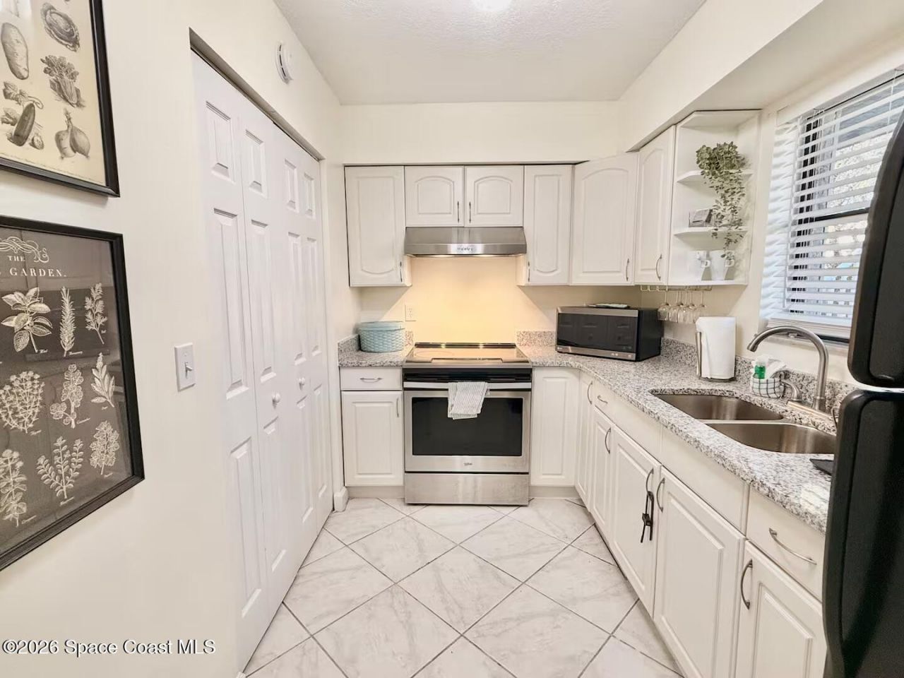 160 S Shepard Drive , Unit 9,10, 11, , Cocoa Beach, FL 32931 Photo