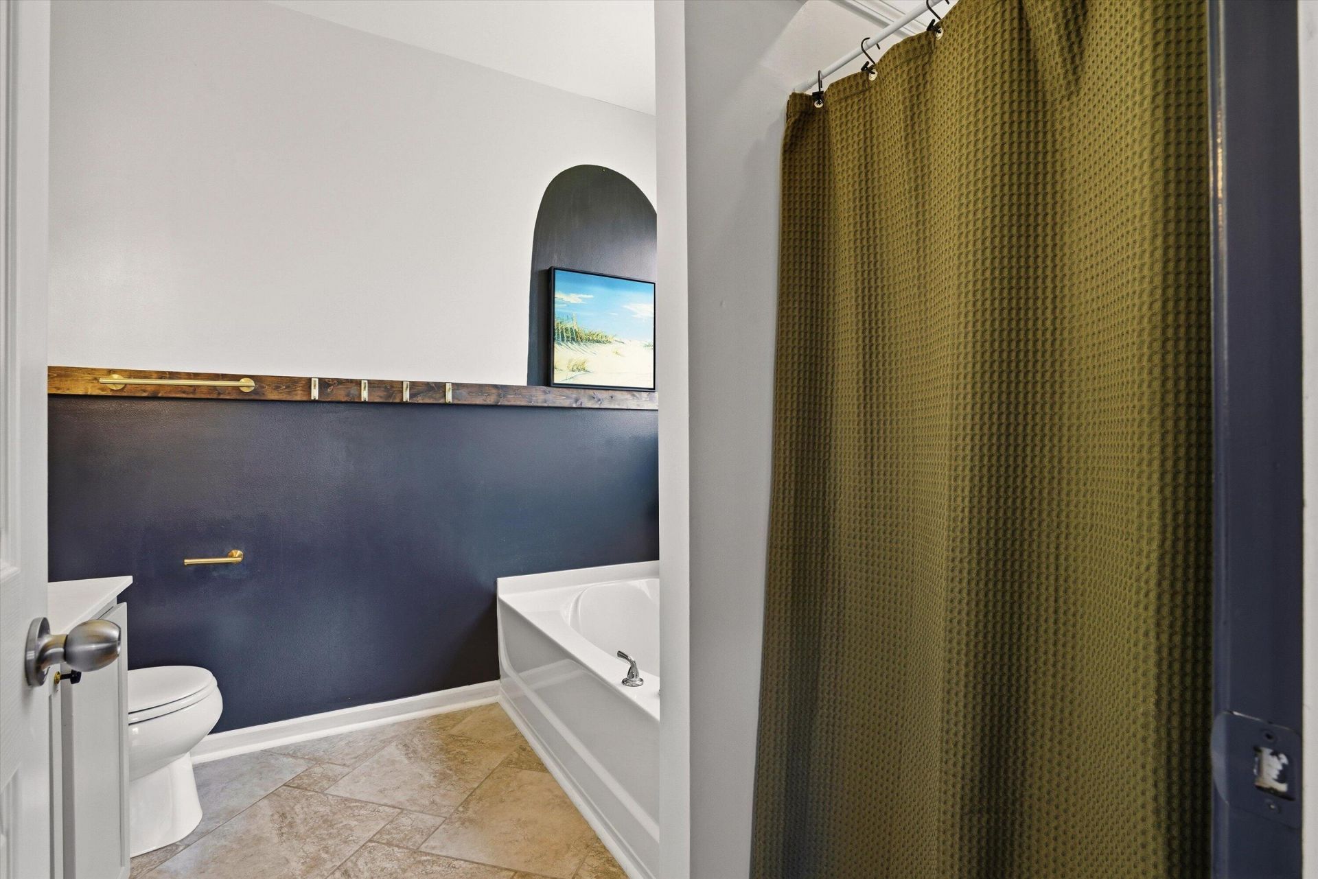 168 Gaslight Boulevard Photo 13