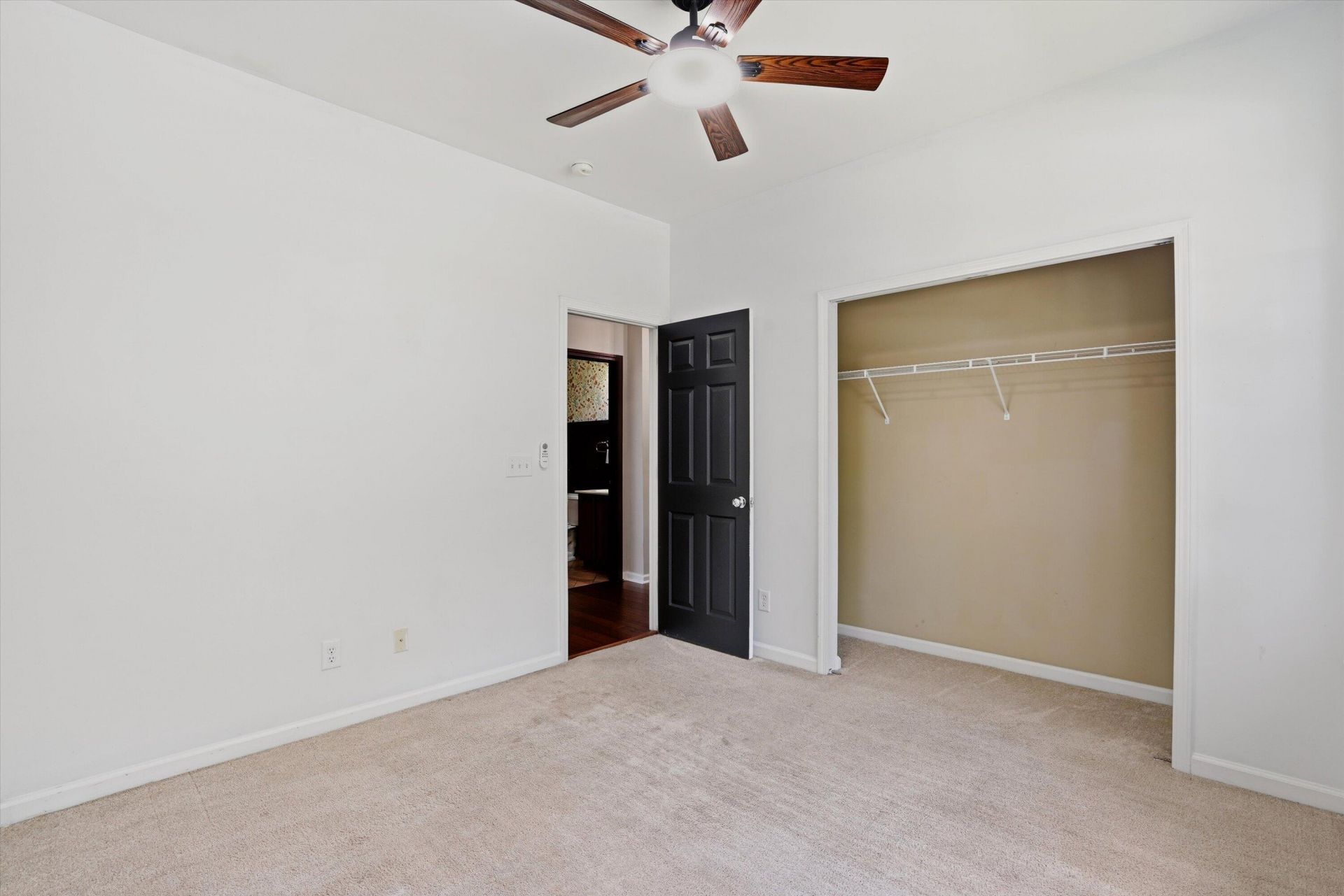 168 Gaslight Boulevard Photo 17