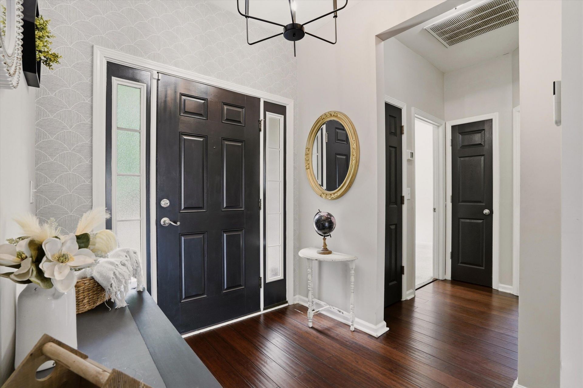 168 Gaslight Boulevard Photo 7