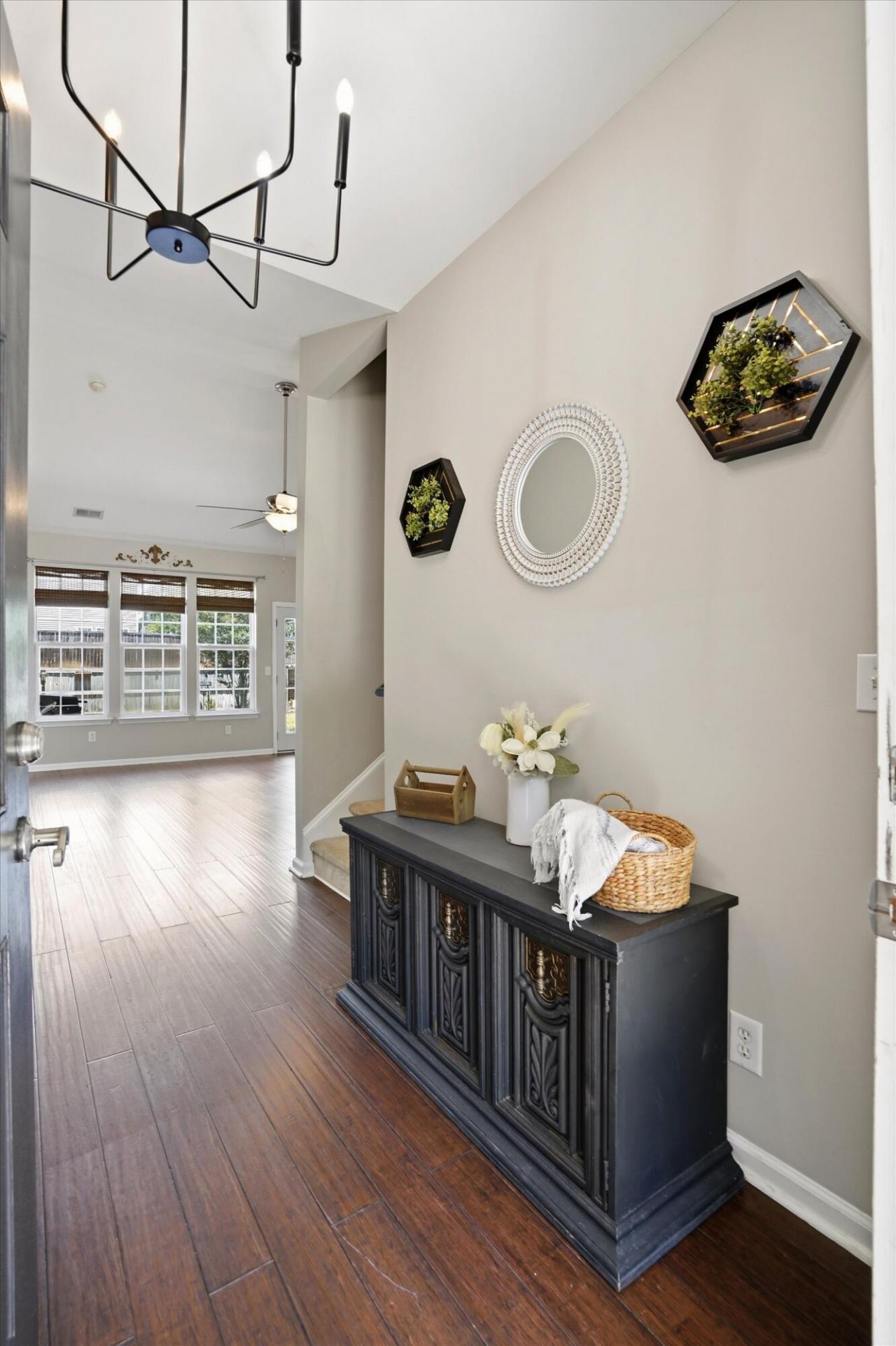 168 Gaslight Boulevard Photo 8