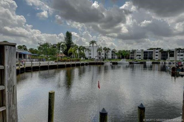 1950 SW Palm City Road, Unit 3-209, Stuart, FL 34994 Photo