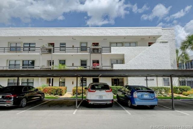 1950 SW Palm City Road, Unit 3-209, Stuart, FL 34994 Photo