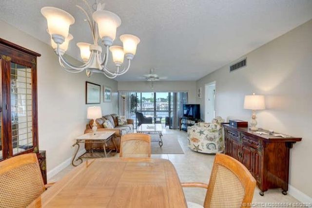 1950 SW Palm City Road, Unit 3-209, Stuart, FL 34994 Photo