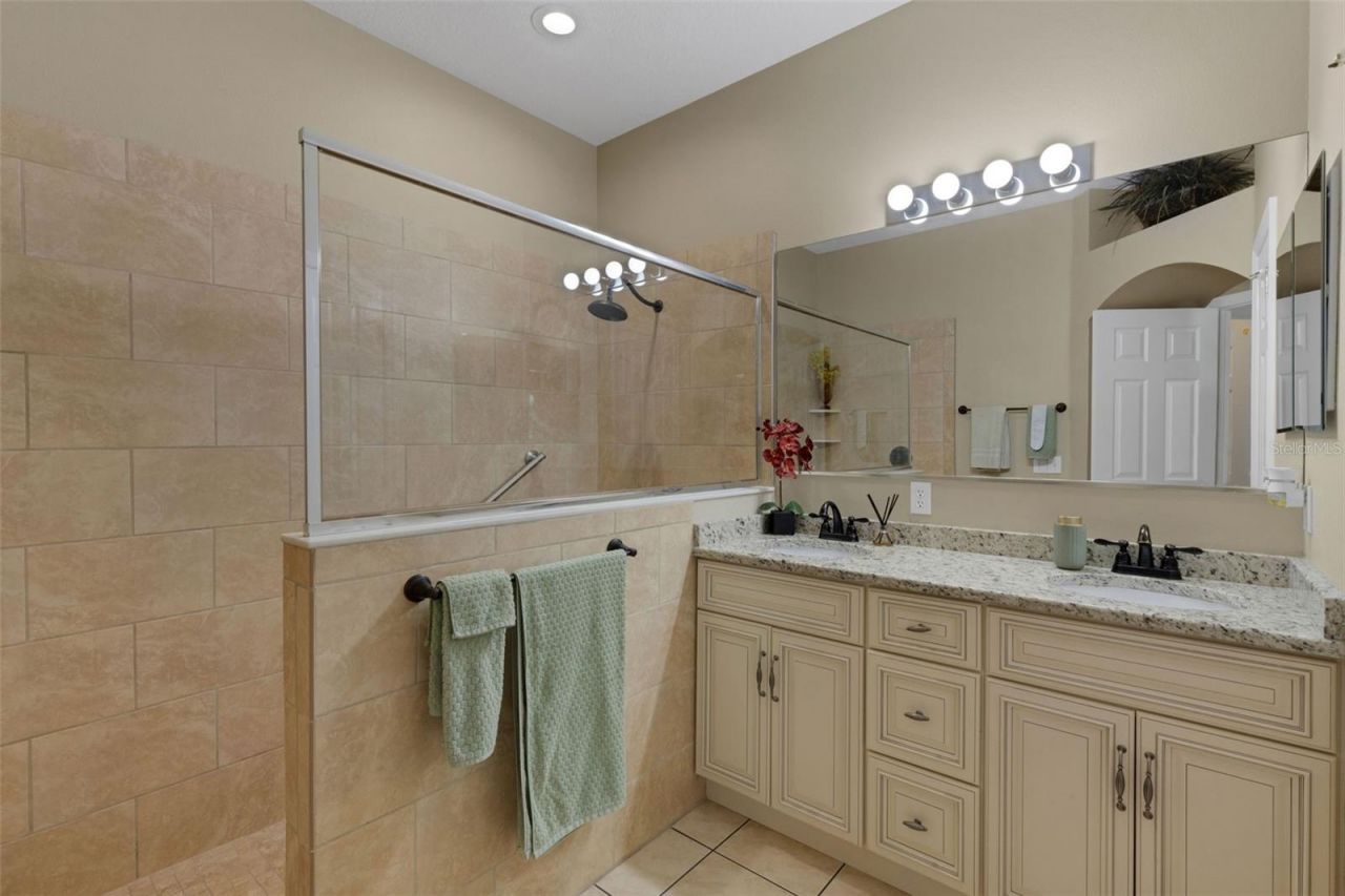 6242 Blue Runner Court , Lakewood Ranch, FL 34202 Photo