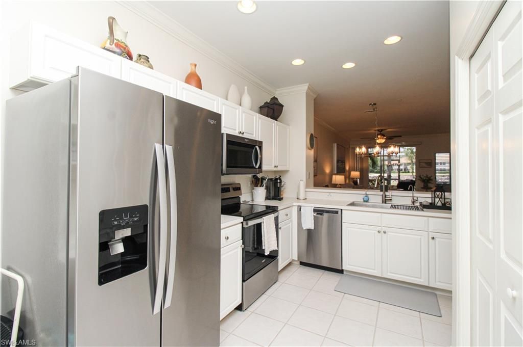 8217 Parkstone Pl, Unit 102, Naples, FL 34120 Photo