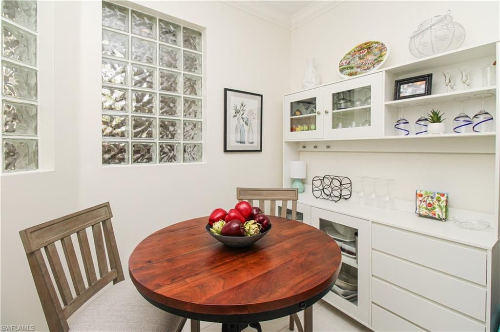 8217 Parkstone Pl, Unit 102, Naples, FL 34120 Photo
