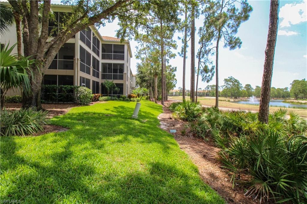 8217 Parkstone Pl, Unit 102, Naples, FL 34120 Photo