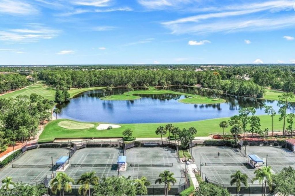 8217 Parkstone Pl, Unit 102, Naples, FL 34120 Photo