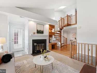 6057 B ESSEX HOUSE SQUARE, ALEXANDRIA, VA 22310