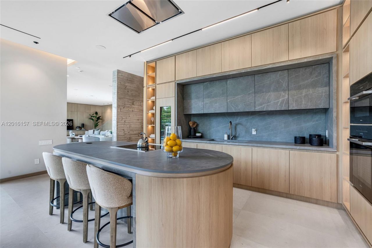 4550 N Jefferson Ave , Miami Beach, FL 33140 Photo