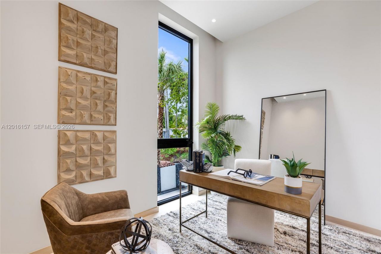 4550 N Jefferson Ave , Miami Beach, FL 33140 Photo