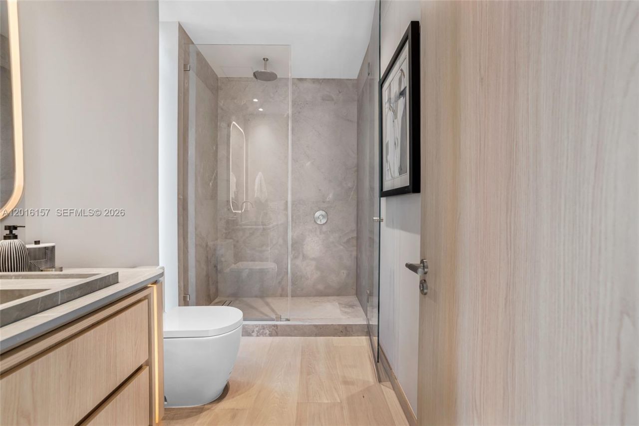 4550 N Jefferson Ave , Miami Beach, FL 33140 Photo