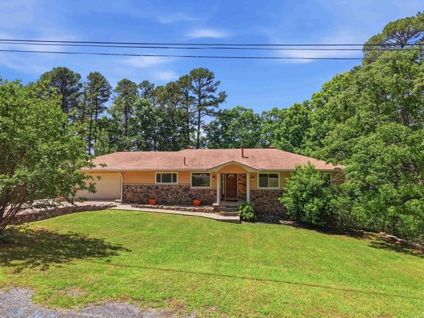 107 Hillside Drive, Fairfield Bay, AR 72088