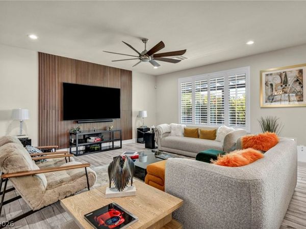 9520 Grand Pass Court, Las Vegas, NV 89129