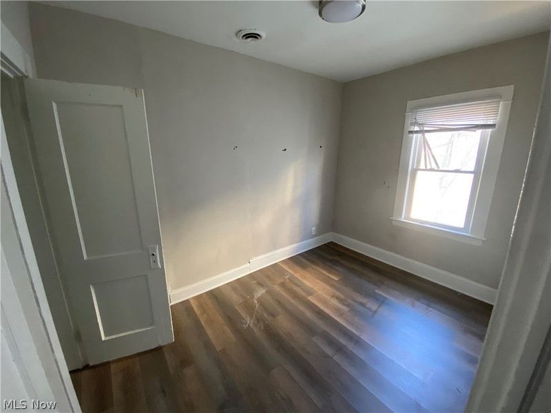 7813 Laumer Avenue, Cleveland, OH 44105 Photo 7