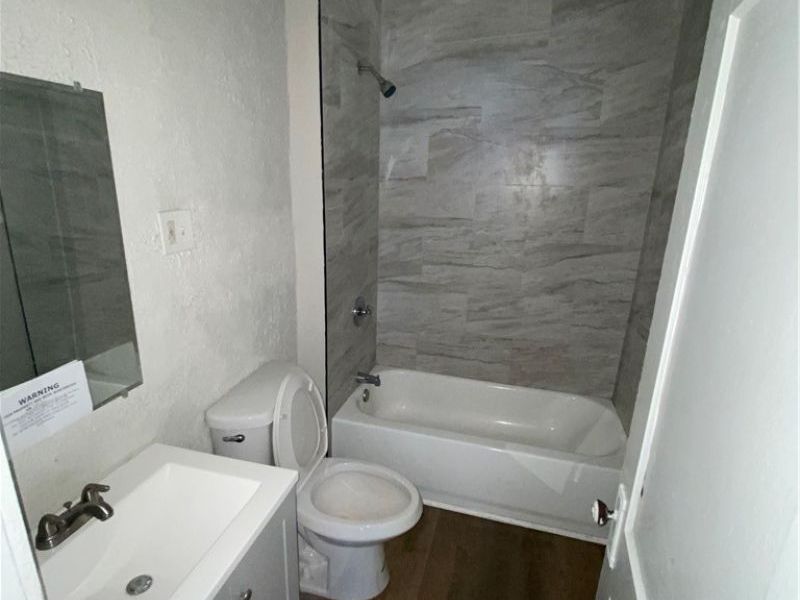 7813 Laumer Avenue, Cleveland, OH 44105 Photo 8