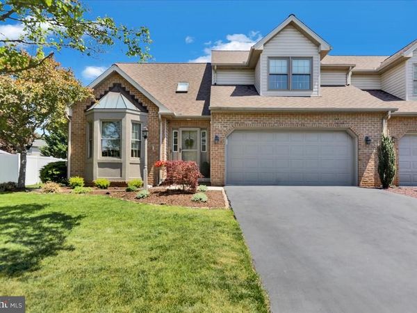2693 COBBLESTONE LANE, LANCASTER, PA 17601