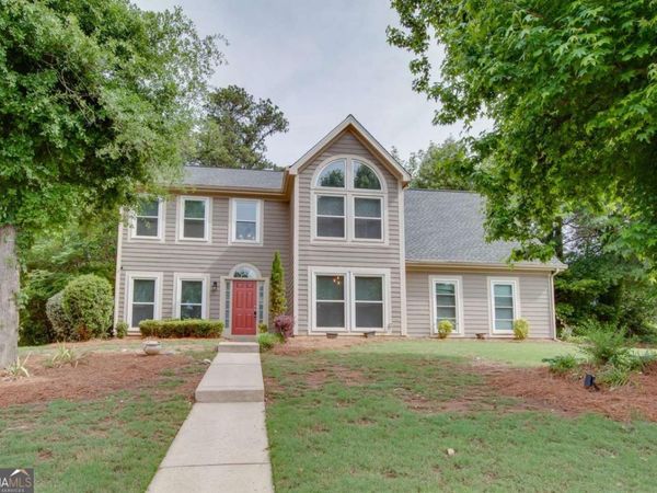 483 Mountain Oaks Parkway, Stone Mountain, GA 30087