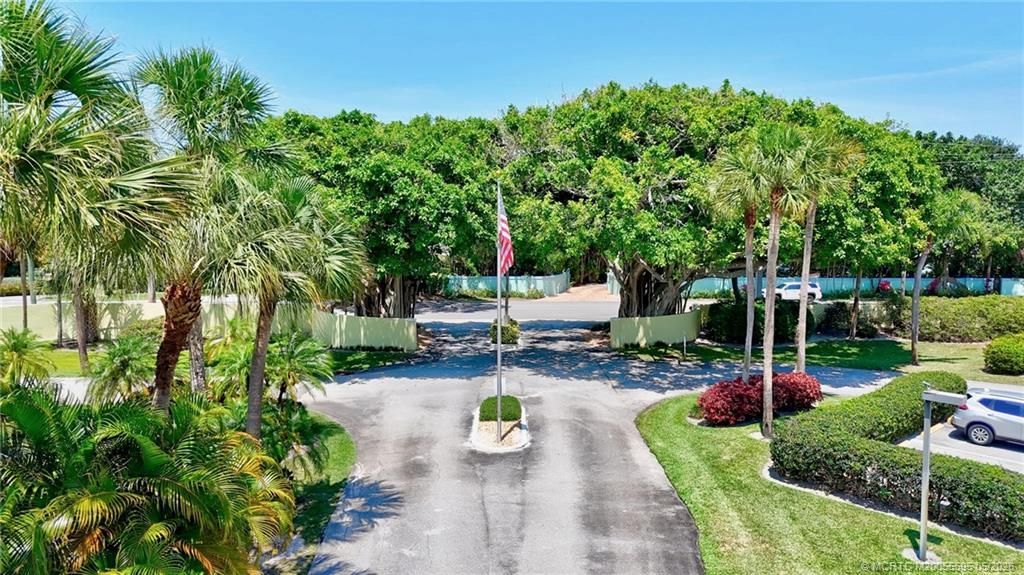 1600 SE Saint Lucie Boulevard, Unit 114, Stuart, FL 34996 Photo