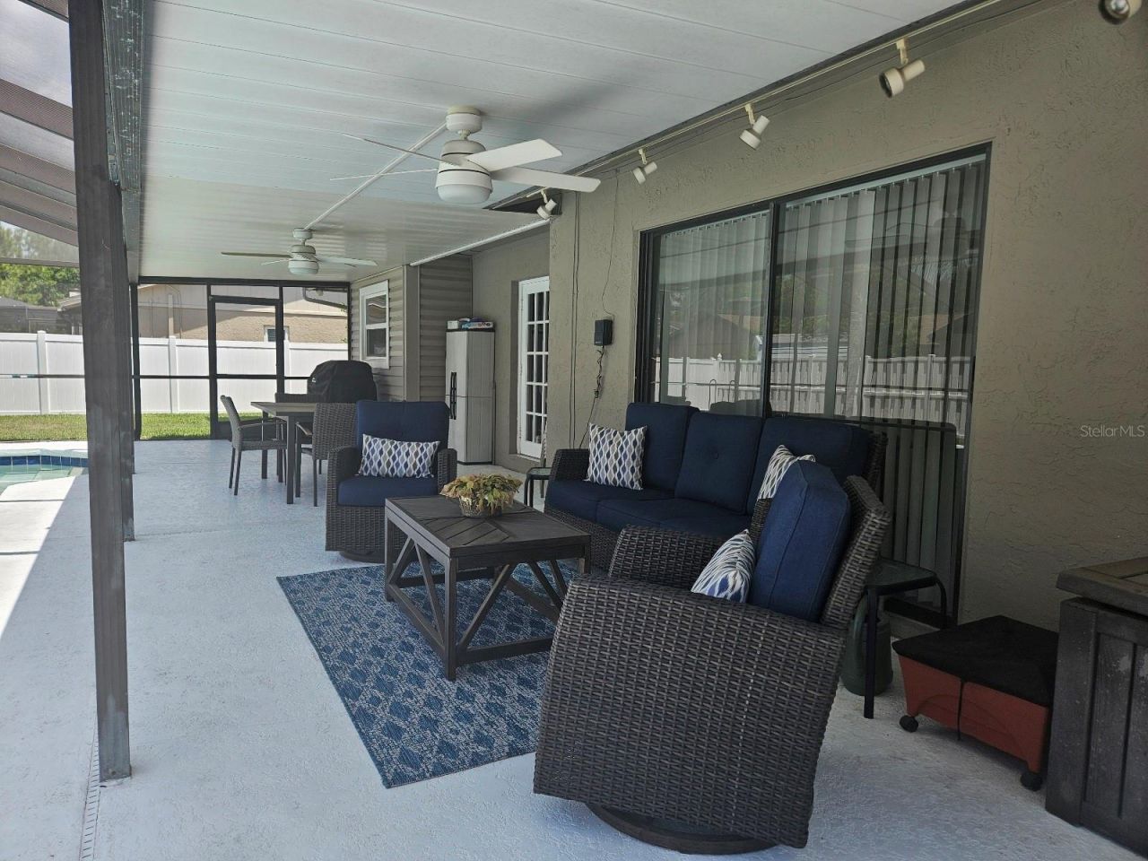 4029 Bell Grande Drive, Valrico, FL 33596 Photo