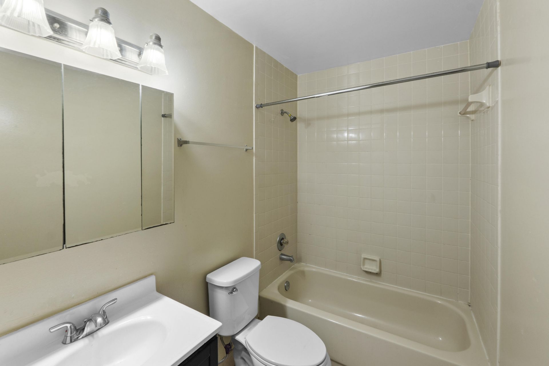 818 Meadows Circle, Boynton Beach, FL 33436 Photo