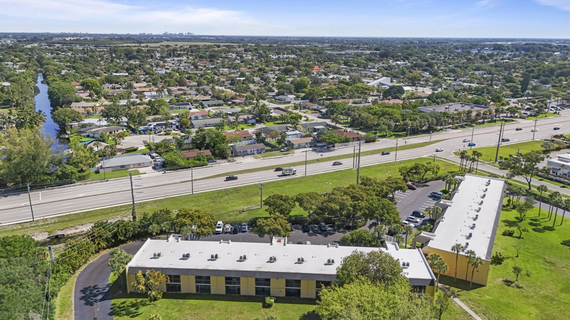 818 Meadows Circle, Boynton Beach, FL 33436 Photo