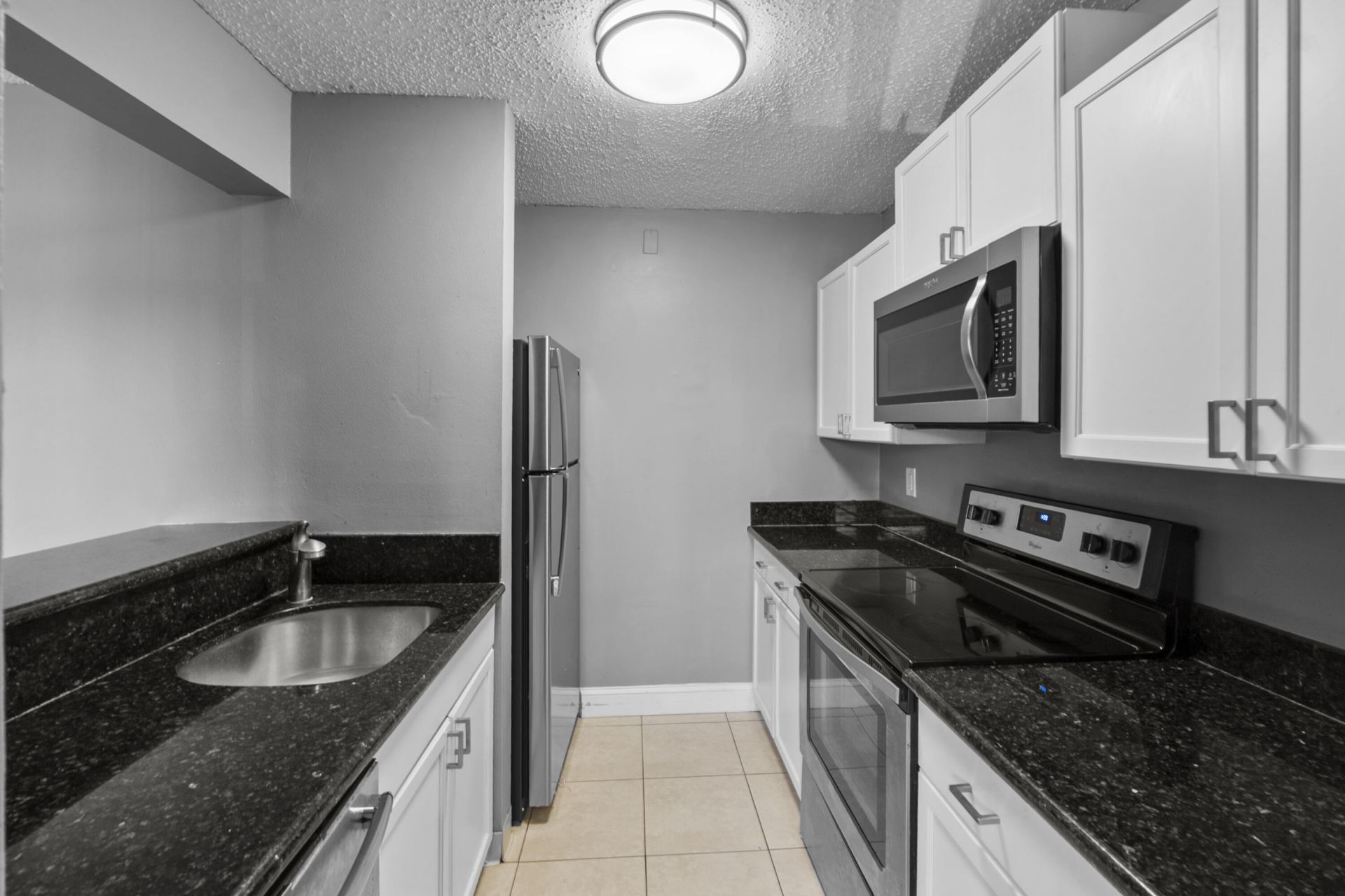 818 Meadows Circle, Boynton Beach, FL 33436 Photo