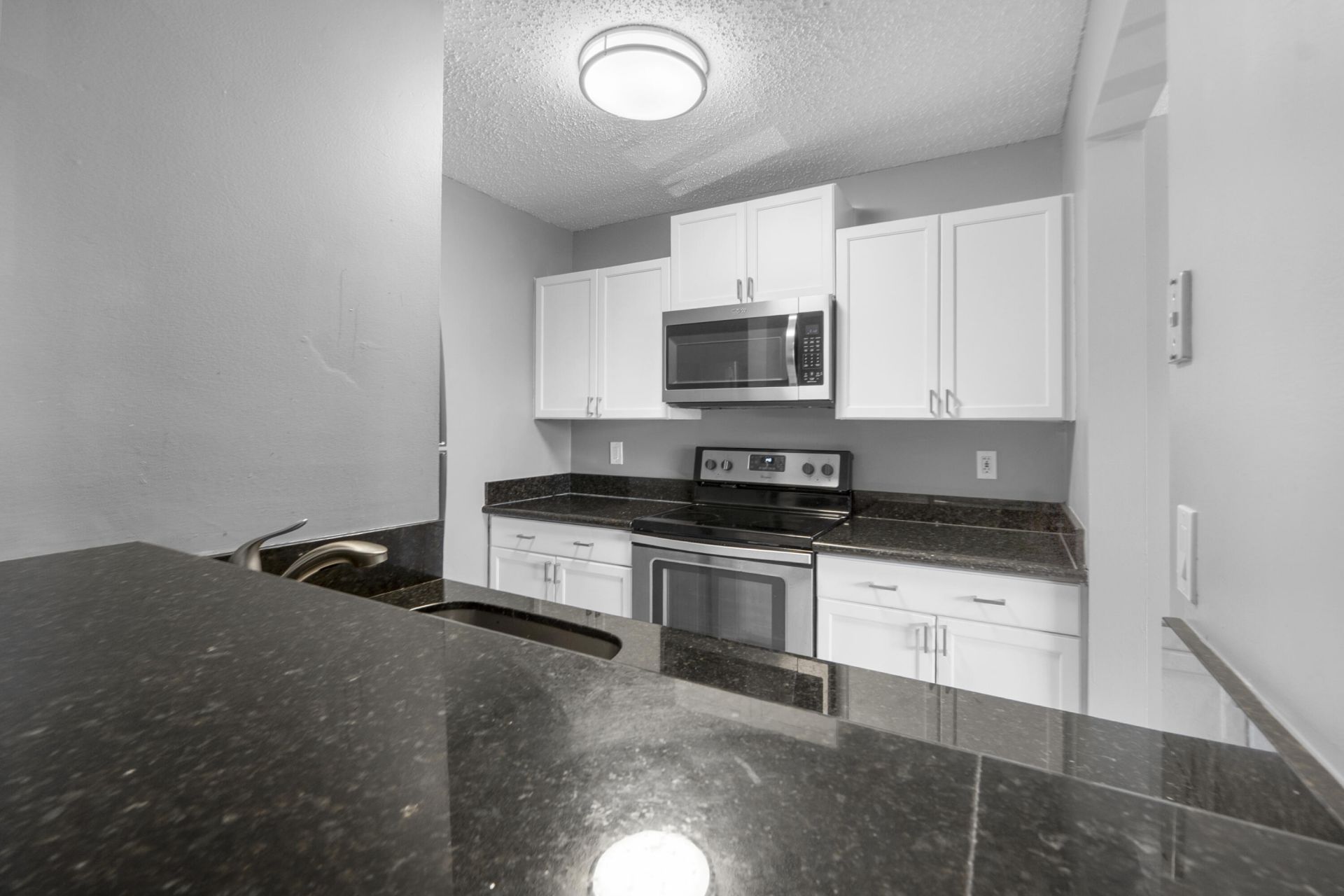 818 Meadows Circle, Boynton Beach, FL 33436 Photo