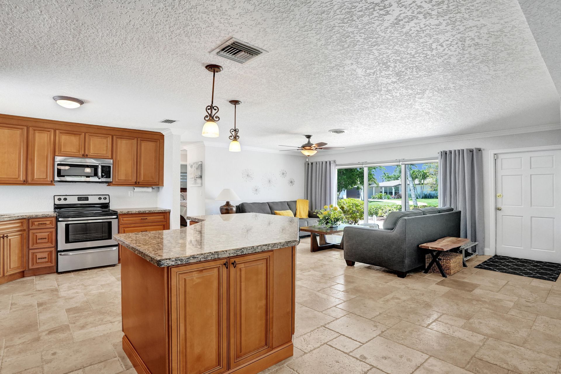 700 SE 5th Avenue, Pompano Beach, FL 33060 Photo