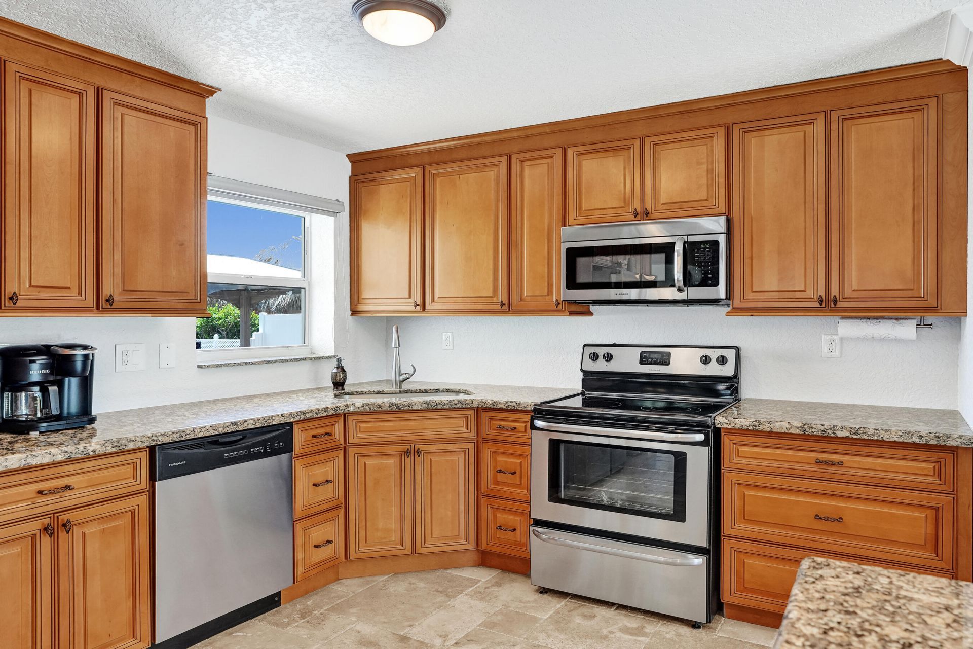 700 SE 5th Avenue, Pompano Beach, FL 33060 Photo