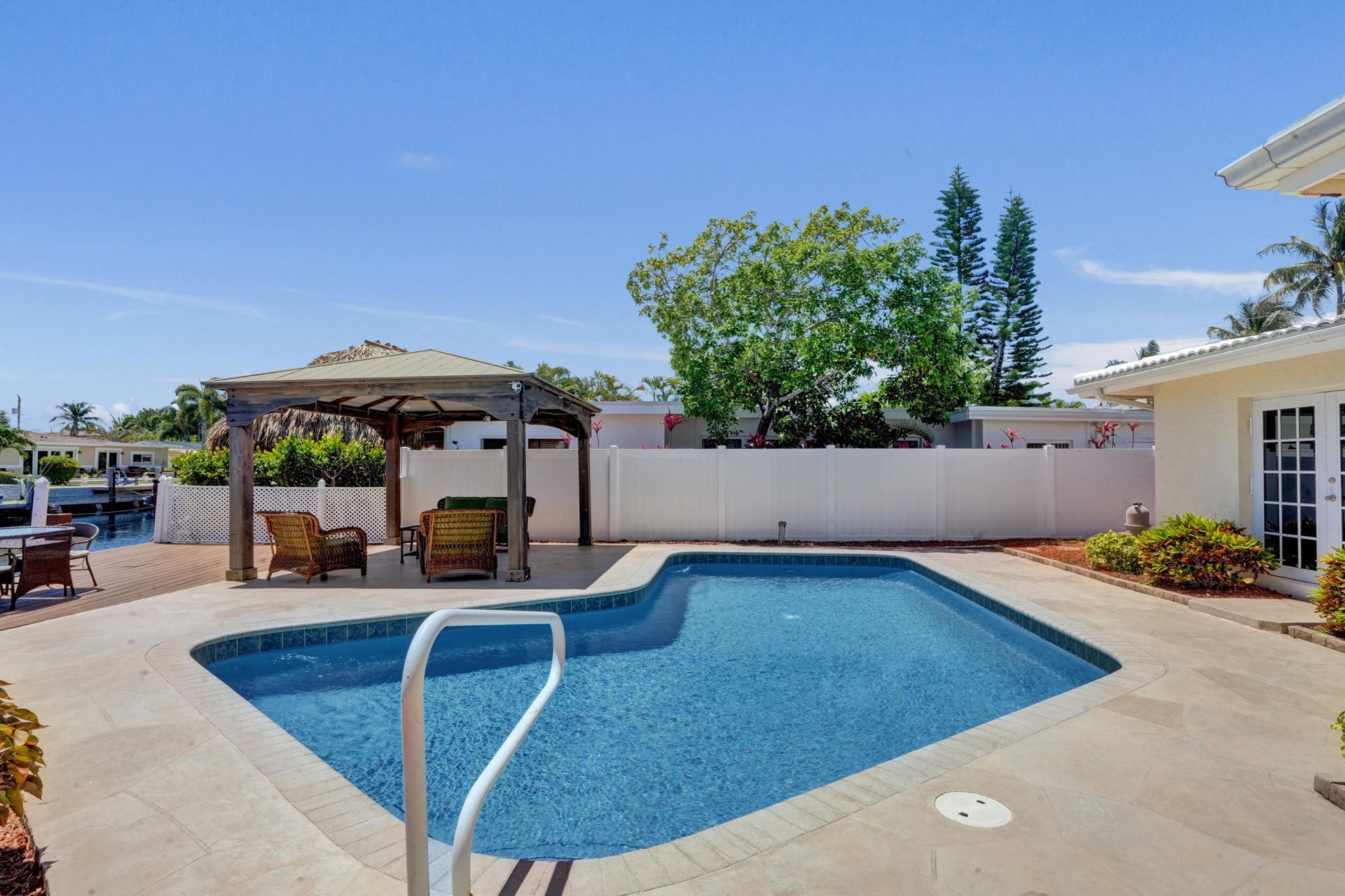 700 SE 5th Avenue, Pompano Beach, FL 33060 Photo