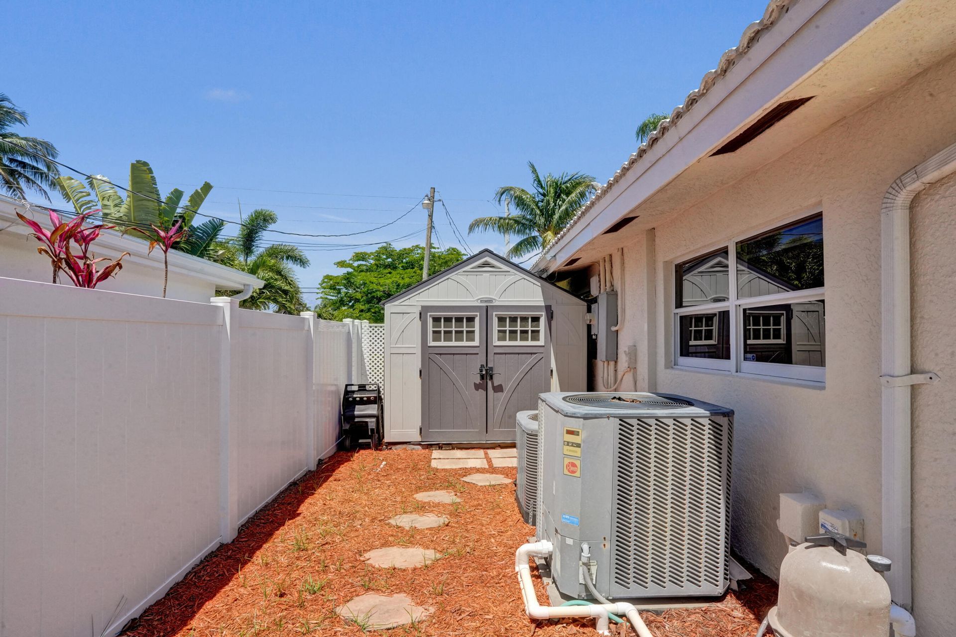 700 SE 5th Avenue, Pompano Beach, FL 33060 Photo
