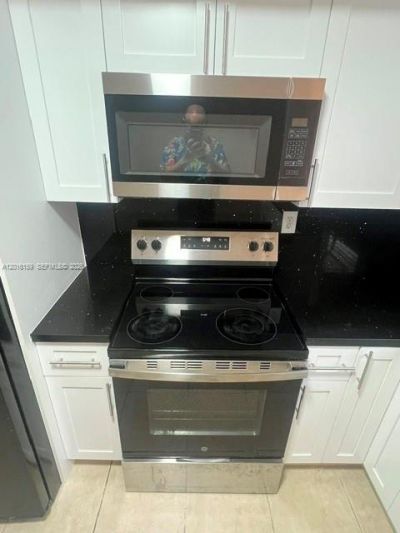 6166 SW 68th St, Unit 23, South Miami, FL 33143 Photo