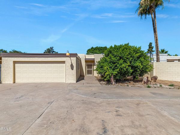3213 W SAHUARO Drive, Phoenix, AZ 85029