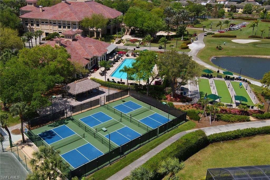 6017 Trophy Dr , Unit 601, Naples, FL 34110 Photo