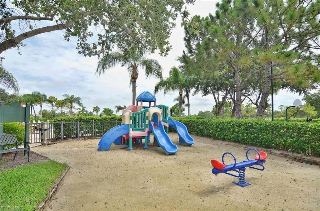 6017 Trophy Dr , Unit 601, Naples, FL 34110 Photo