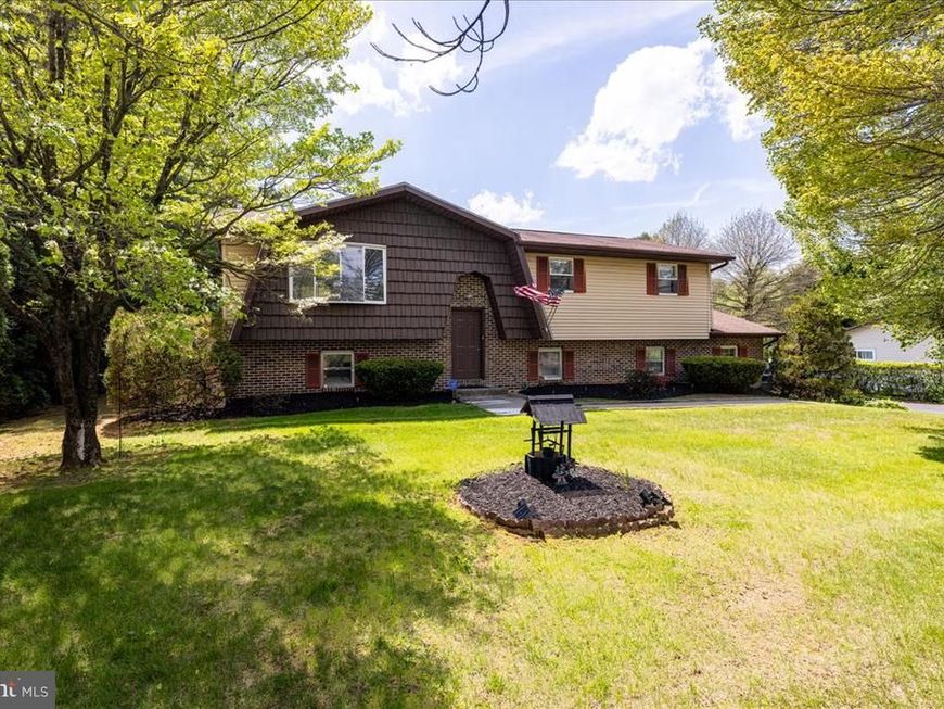 1250 Minesite Road, Allentown, PA 18103 Main Photo