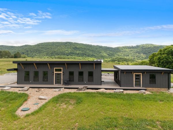 134 Aultville Trail , Pikeville, TN 37367