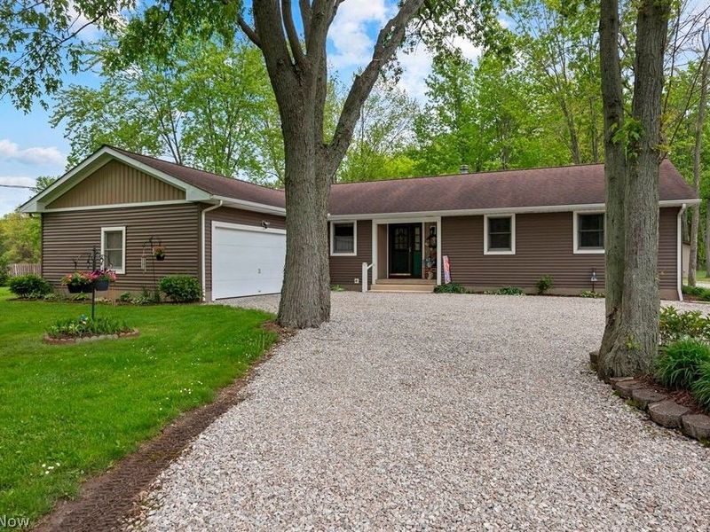 7611 Bronson Road, Olmsted Township, OH 44138 Photo 1
