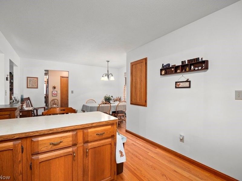 7611 Bronson Road, Olmsted Township, OH 44138 Photo 18